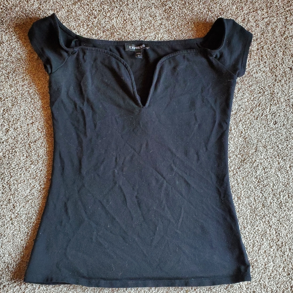 Super cute black top